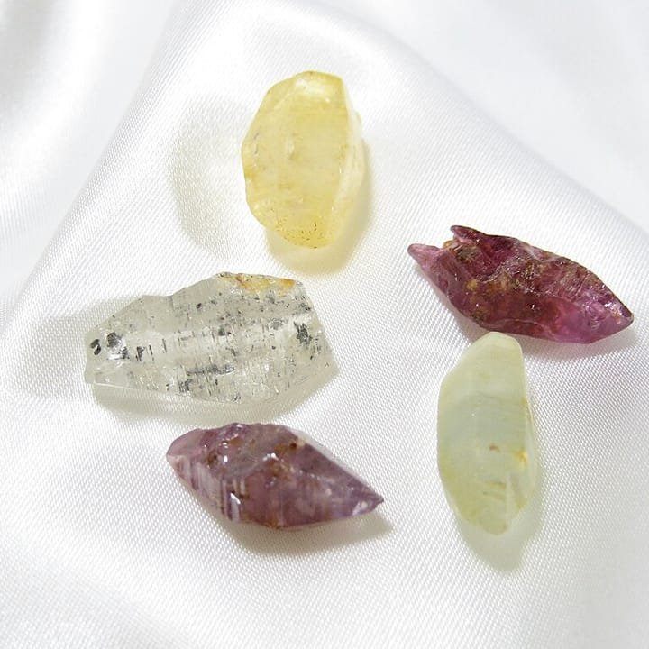 Yellow Sapphire (Pukhraj)
